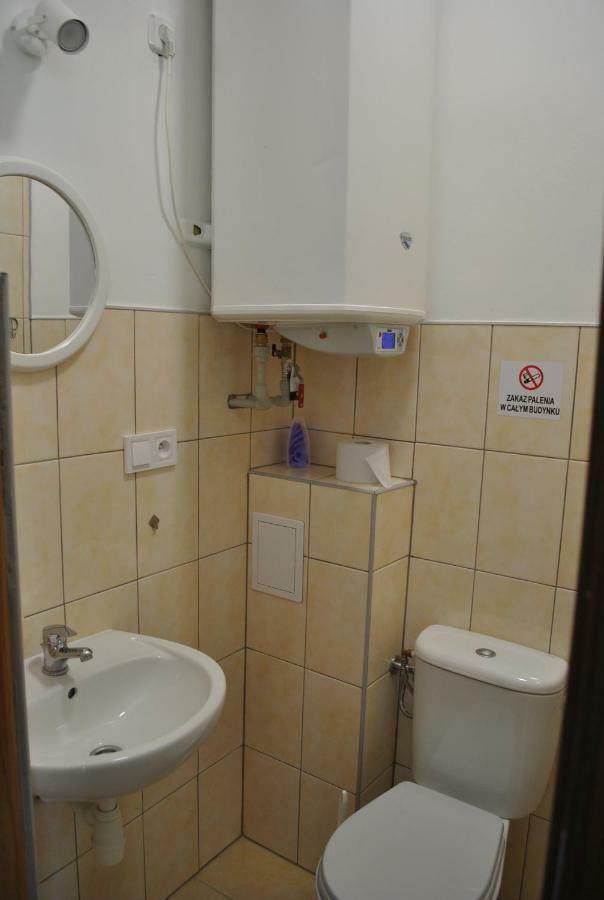 Hostel Pod Topolami Zielona Góra Eksteriør bilde