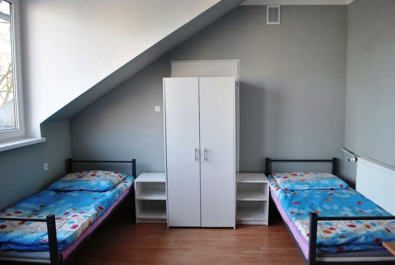 Hostel Pod Topolami Zielona Góra Eksteriør bilde